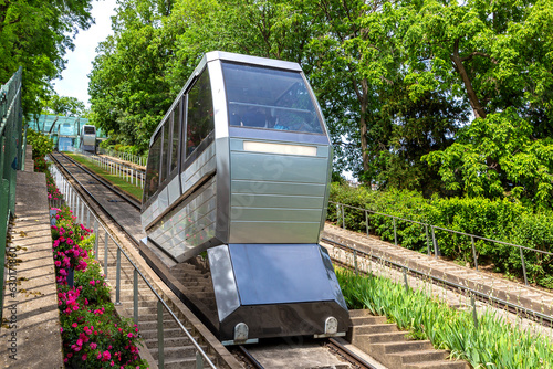 Quadro su tela The funicular to Basilica of the Sacred Heart at Montmartre hill in Paris, Franc
