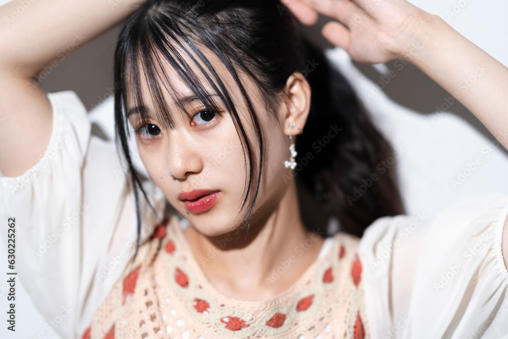 Fototapeta premium 爽やかな若い女性