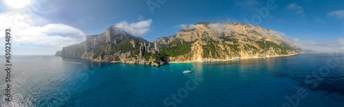 Cala Luna, Cala Mariolu, cala Goloritze, Ostküste, Sardinien, Italien, Panorama © christian
