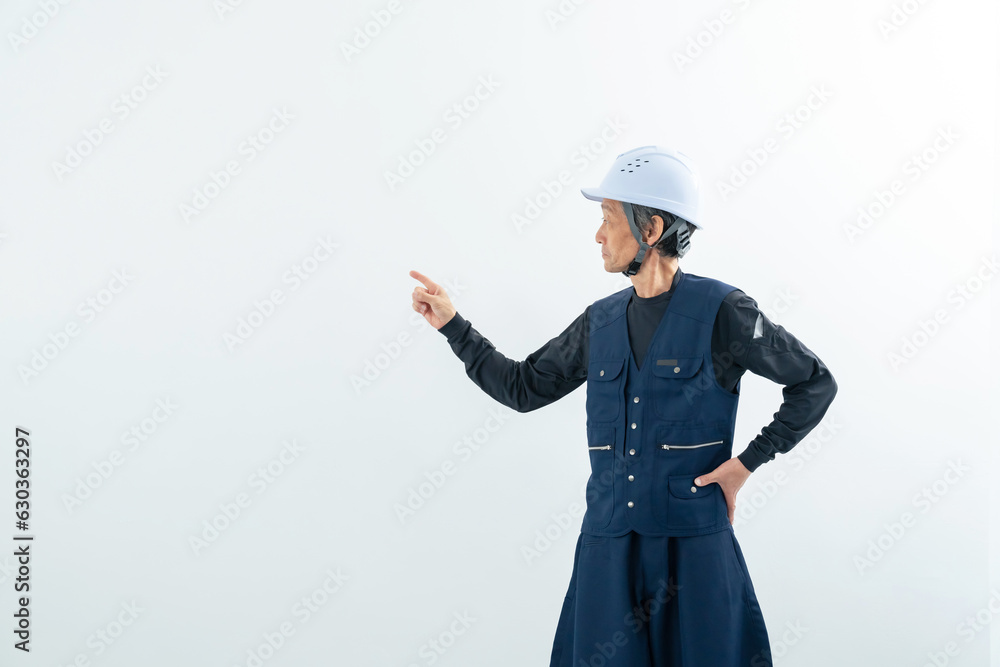 案内する職人 案内する職人