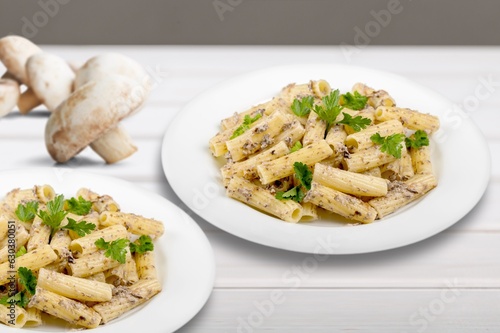 Creamy tasty pasta with chicken and cheese.