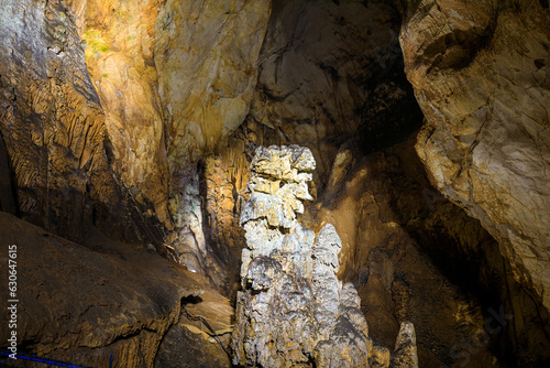 夏の秋芳洞　巌窟王　山口県美祢市　Akiyoshi Cave in summer. Yamaguchi Pref, Mine City. photo