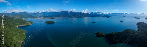 Wallpaper Mural Litoral tropical vista aerea de Paraty Torontodigital.ca