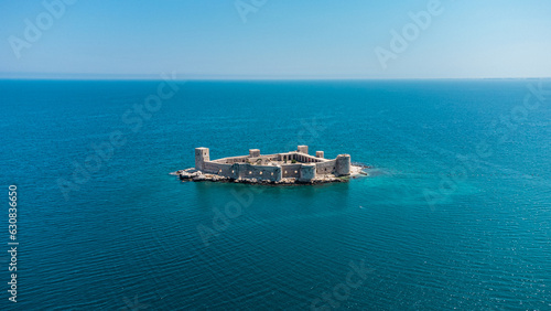 castle Kızkalesi in the sea © Халид Амиров