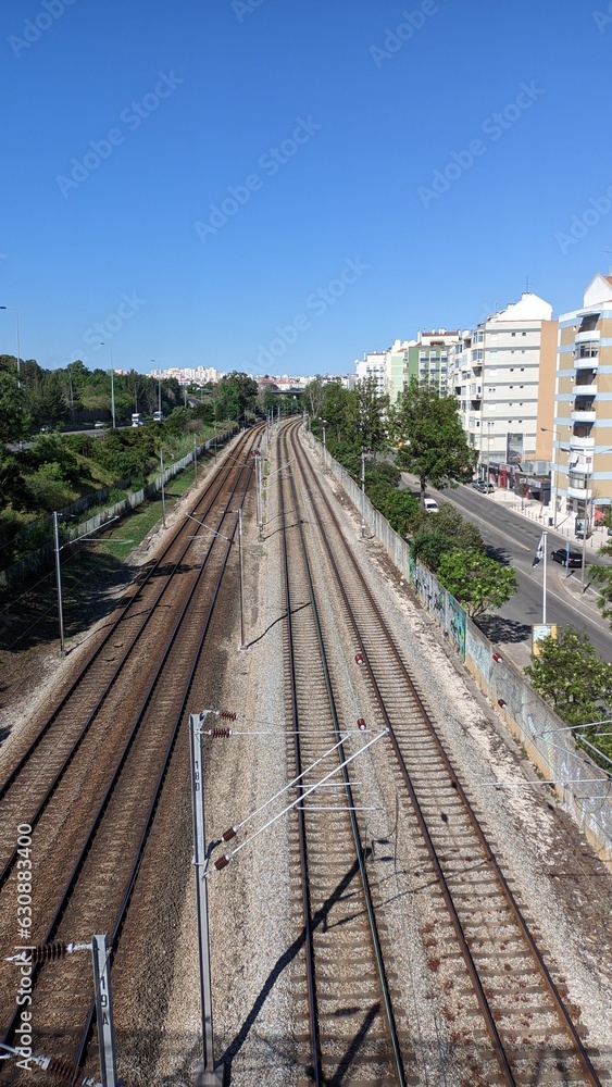 Many railways run along the outskirts of the city of Lisbon Many railways run along the outskirts of the city of Lisbon