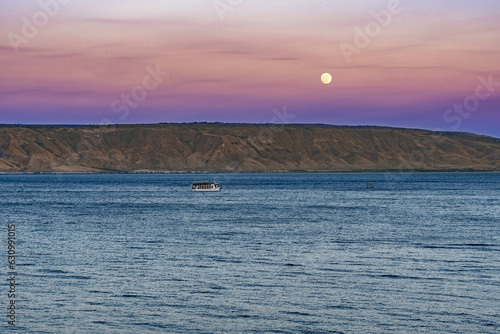 mar de galilea al atardecer