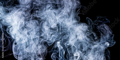 immagine con volute di fumo denso su sfondo scuro, full frame