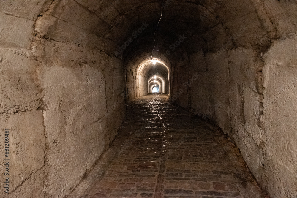 Túnel de la época comunista en Gjirokaster, Albania