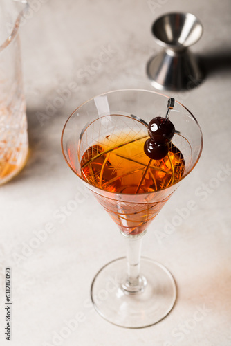 Фотография Alcoholic classic Bourbon whiskey Manhattan Cocktail