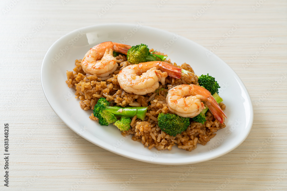 fried rice with broccoli and shrimps fried rice with broccoli and shrimps