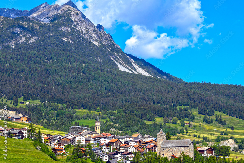 Riom-Parsonz, Kreis Surses im Bezirk Albula des Kantons Graubünden in der Schweiz