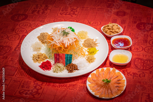 Εκτύπωση καμβά traditional asian luxury lo hei yu sheng salad with raw salmon and colourful veg