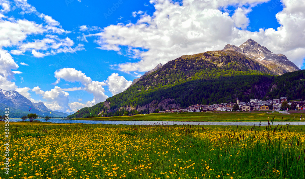 Silvaplanersee im Oberengadin, Graubünden (Schweiz)