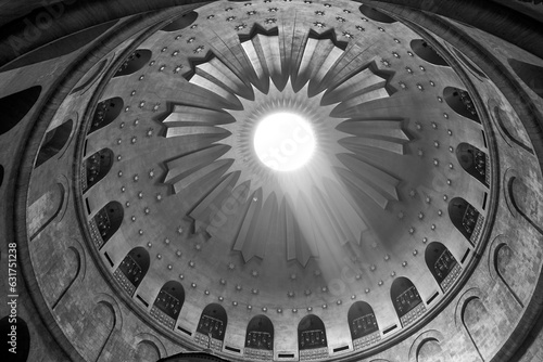 Obraz na plátně Domed ceiling inside the Church of the Holy Sepulchre in the holy city of Jerusa
