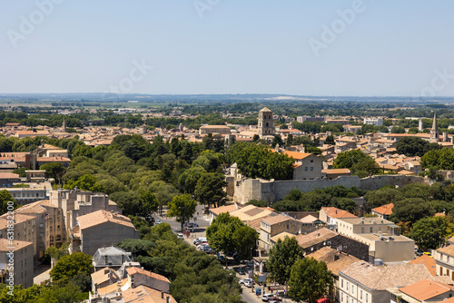 Vue sur le centre ancien d’Arles depuis le sommet de la tour du Luma © Ldgfr Photos