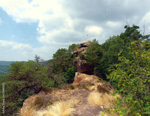 Der Häuselstein bei Darstein auf dem Premium-Wanderweg Rimbach-Steig, der in Darstein, Verbandsgemeinde Hauenstein, Landkreis Südliche Weinstraße, beginnt.  photo