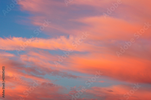 Fototapeta Naklejka Na Ścianę i Meble -  Cirrus clouds during sunset