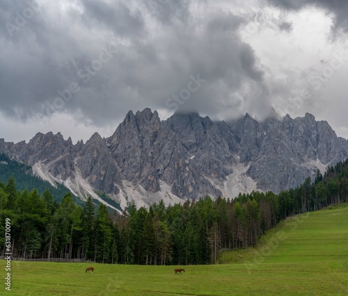 Dolomiten ,berge Italien Sonnenstern ,wolken ,Sonne, Tal ,Südtirol, Alpin , Sonnenaufgang 