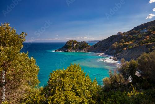 Morski krajobraz letni, wybrzeże wyspy Eubea, Grecja © anettastar