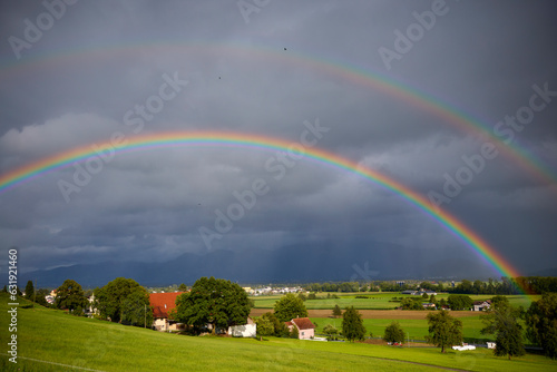 Regenbogen nach einem Regen - Schönheit der Natur, © Olgierd Kajak