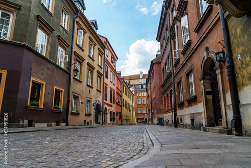 The old buildings at the Old Town Market Square in Warsaw, Poland © Frank