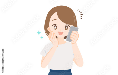スマートフォンで電話をする笑顔の女性