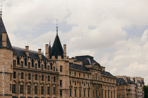 old town hall in paris © Matthieu
