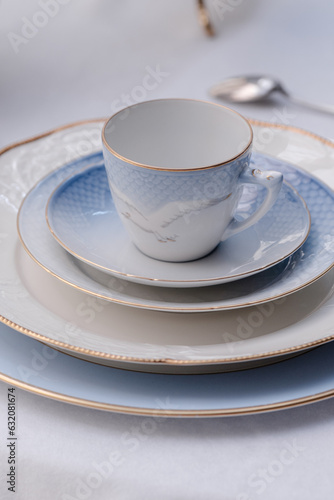 Elegant opulence in every detail  a unique antique Rosenthal table service  a testament to timeless beauty. 100 years of history in every cup