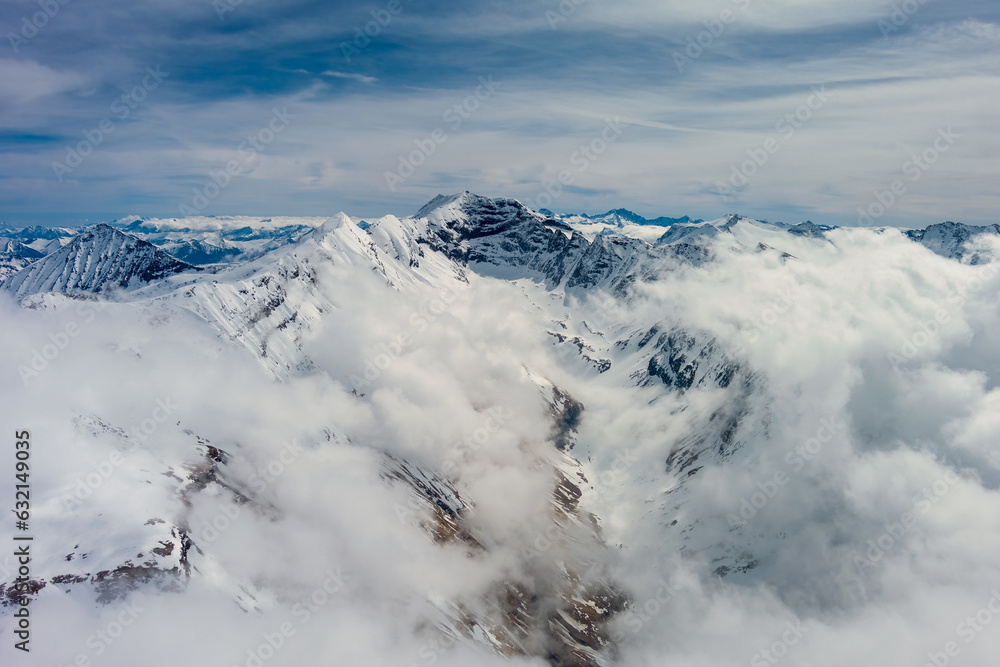 Obraz premium Snow Alp mountain range landscape