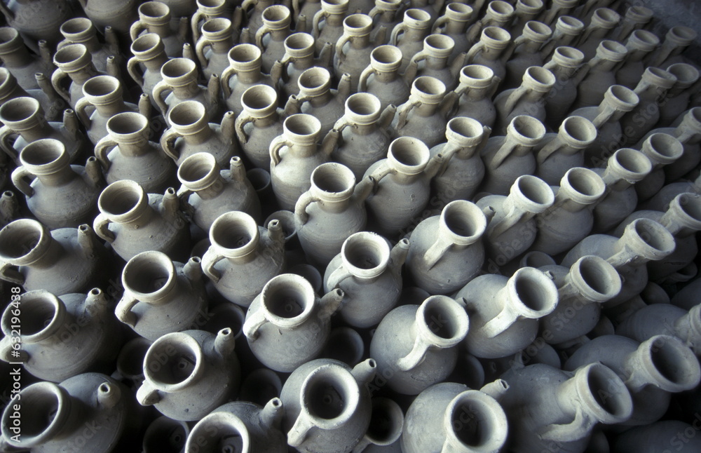 AFRICA EGYPT CAIRO PEOPLE WORKER POTTERY AFRICA EGYPT CAIRO PEOPLE WORKER POTTERY