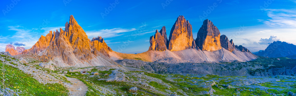 Alpenglühen - Drei Zinnen Panorama - Dolomiten