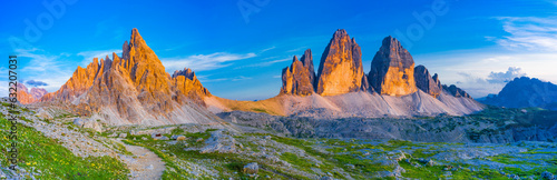 Obraz na płótnie Alpenglühen - Drei Zinnen Panorama - Dolomiten w salonie