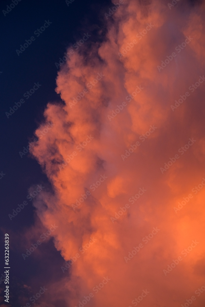 sunset sky with clouds, sunset in the sky, sky at sunset, sunset in Pontianak city, clouds in the sky, sunset over the Kapuas River Pontianak, sunset over the city, red sunset sky, red sky and clouds