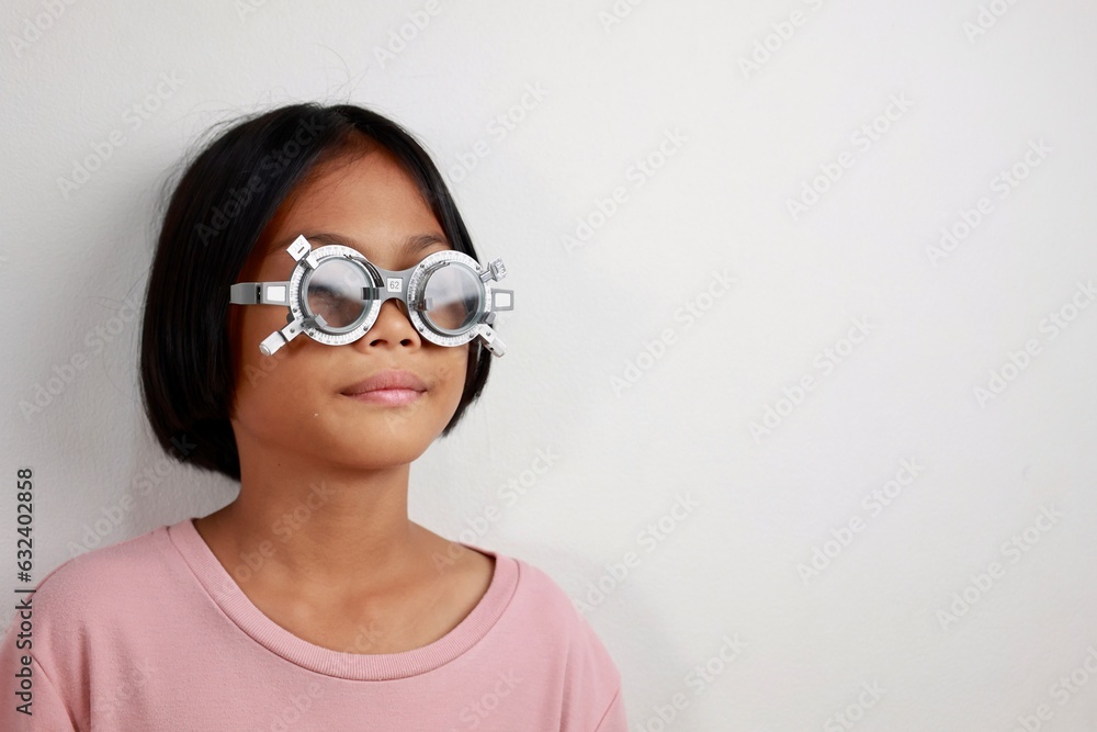 Child eye test Child eye test