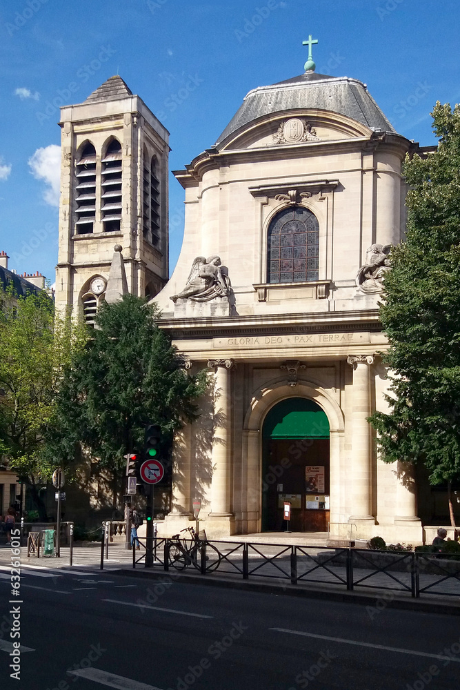 Church of Saint-Nicolas-du-Chardonnet in Paris