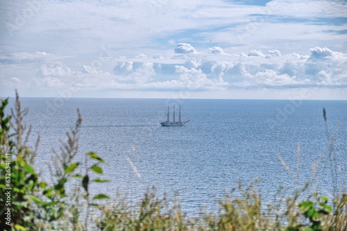 segelboot, Reise, segeln, meer, ozean, abliefern, boot, segel, wasser, yacht, fahrzeuge, anreisen, nautisch, Wellen, entspannen, schoner, himmel, alt, pirat, mast, sommer, segelschiff, fregatte, abent