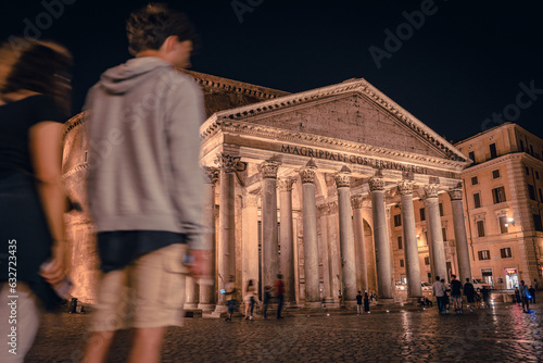 Photography Roma at night
