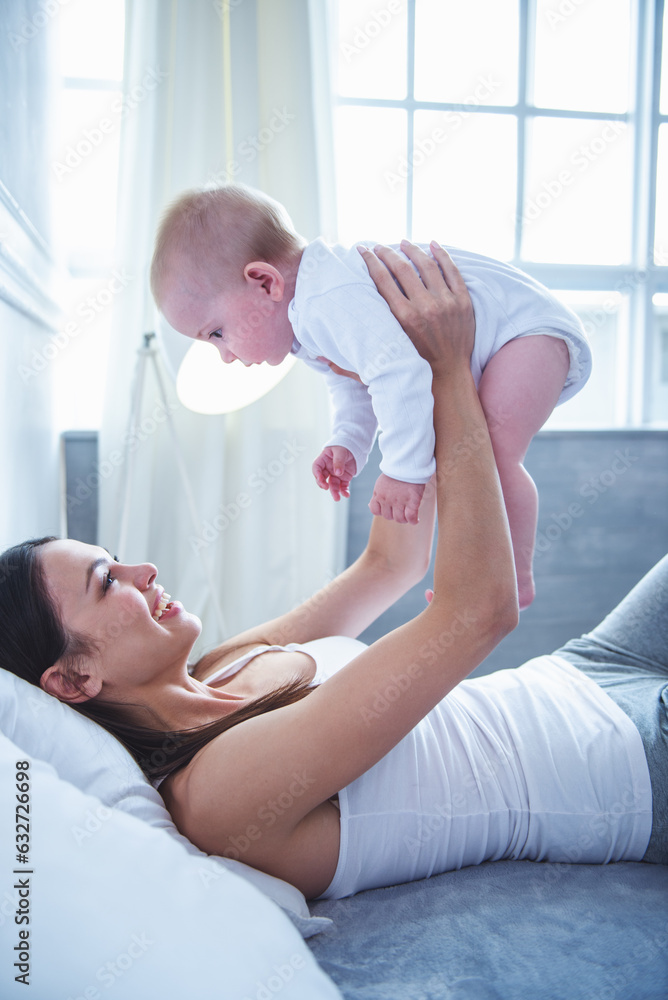 Fototapeta premium Mom and baby