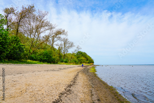 Fototapeta Naklejka Na Ścianę i Meble -  View of the coast at Gollwitzer Strand. Natural beach near Gollwitz in the nature reserve on the island of Poel. Landscape at the Baltic Sea.
