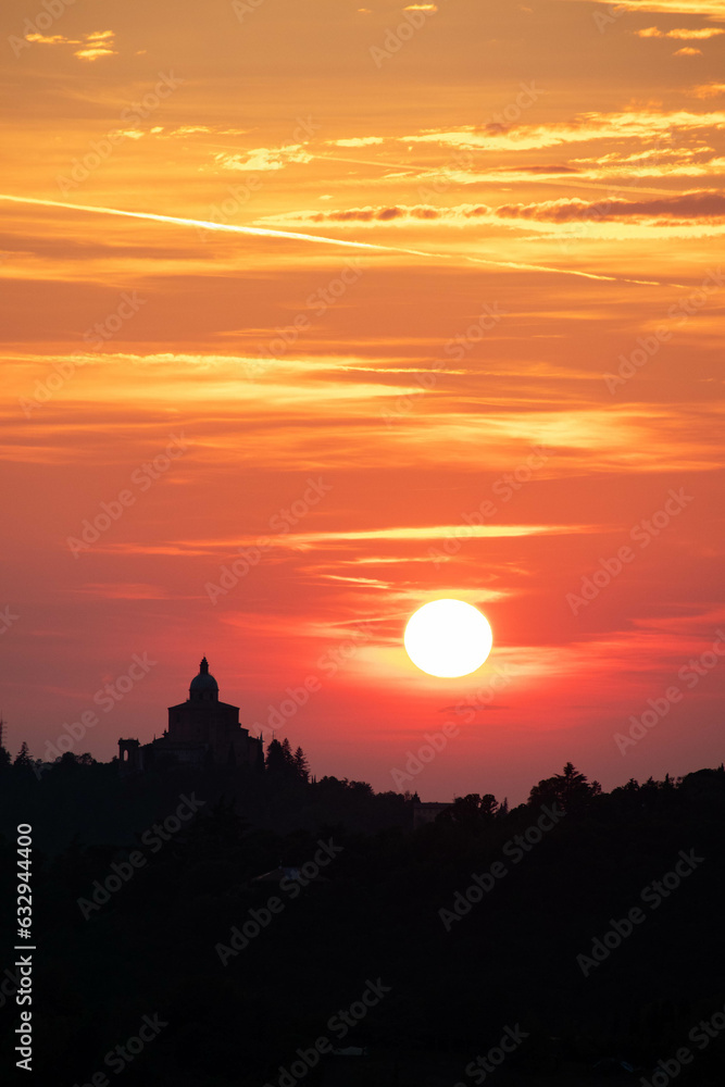 Tramonto visto da Monte Donato, colli bolognesi, Emilia Romagna