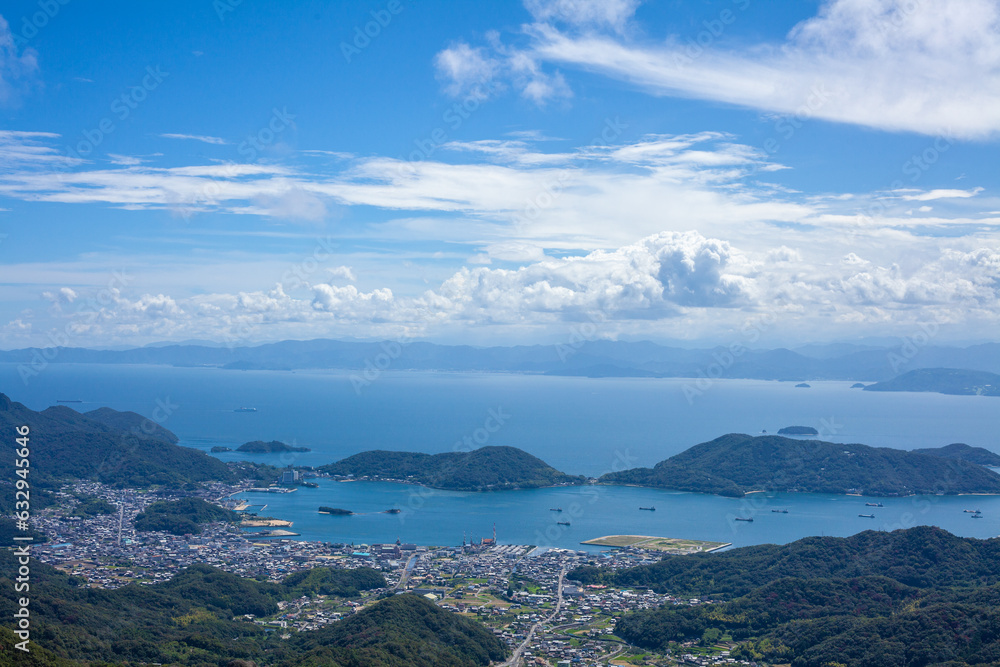 日本の瀬戸内海の風景