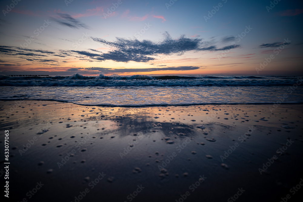 Zachód słońca nad Morzem Bałtyckim.Pogorzelica