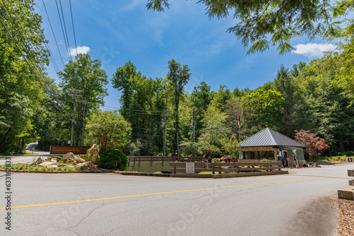 Wallpaper Mural community entrance Torontodigital.ca