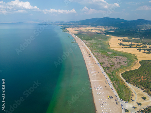 It is very enjoyable to camp on the beaches of Konya/Turkey, where green and blue are intertwined. © emerald_media