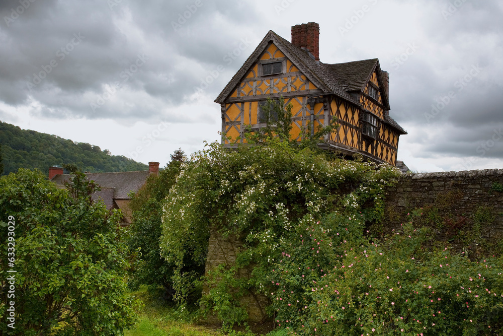 Fototapeta premium The beautiful 16th century timber-framed gatehouse at Stokesay Castle, Shropshire, UK