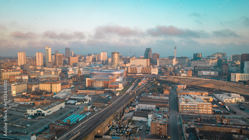 Obraz premium Birmingham Skyline Panaromic View at Sunrise