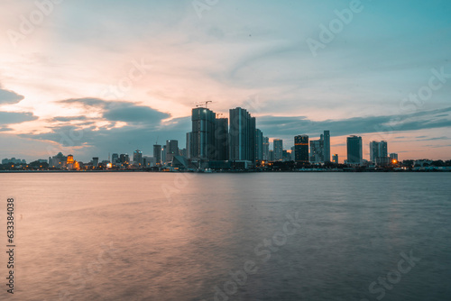 Foto Landscape of Johor Bahru at the coastline, Woodlands waterfront view