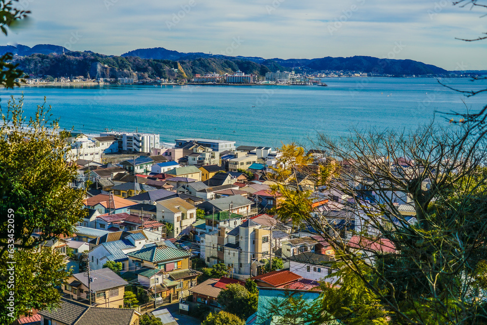 鎌倉の住宅街と海