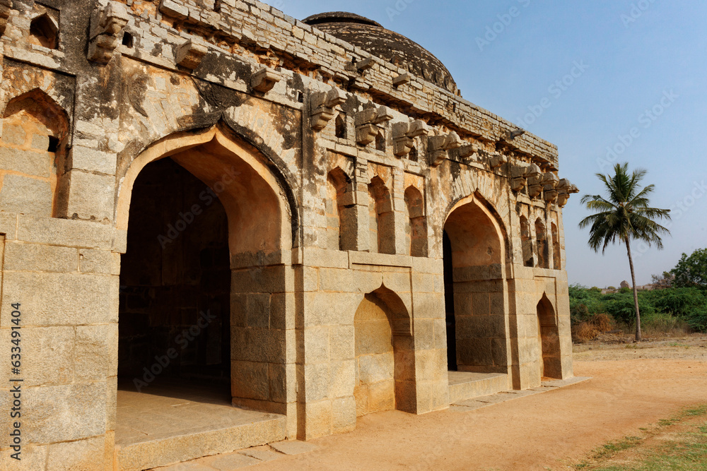 Elephant's Stables, stables for the royal elephants of the Vijayanagara Empire, in Hampi, Karnataka, India, Asia