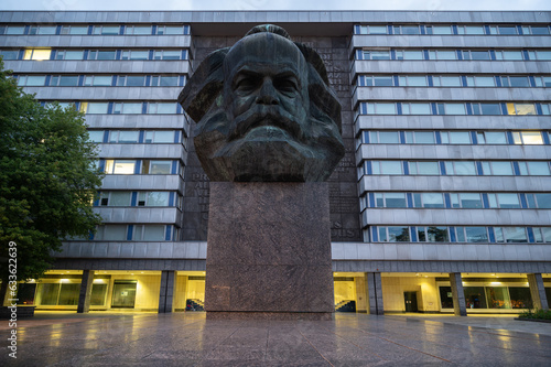 Obraz na płótnie The Karl Marx Monument, Chemnitz - Germany w salonie